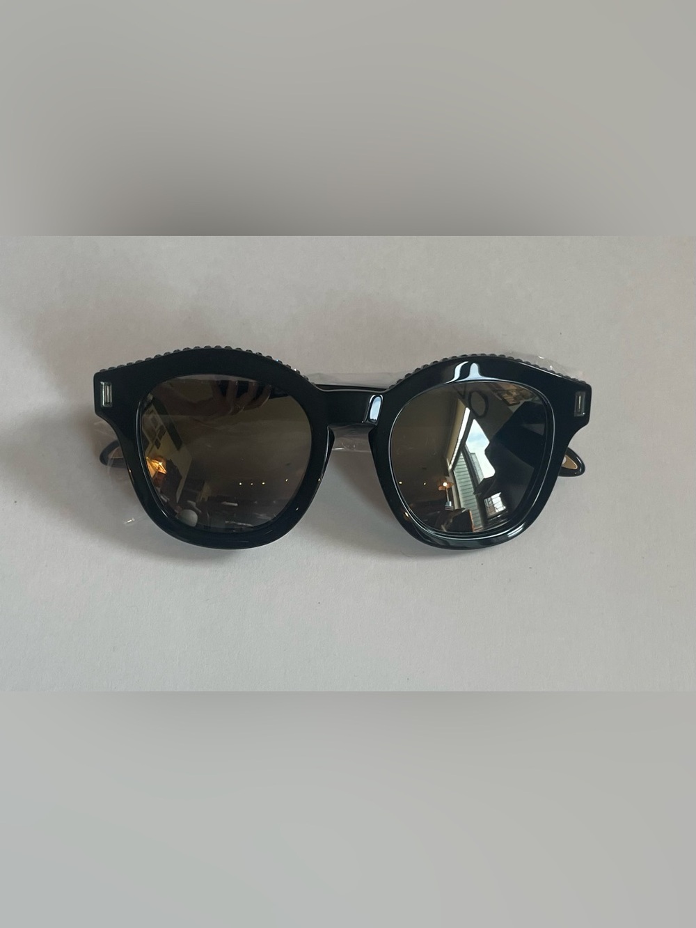 Authentic Givenchy Black Round Frame Sunglasses with Dark Lenses